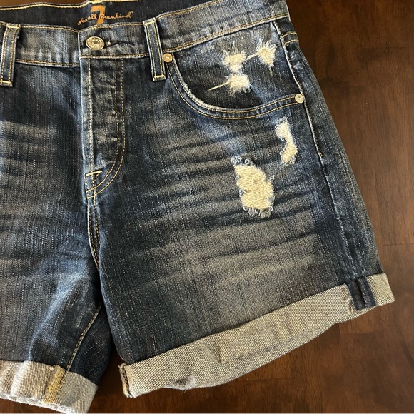 7 For All Mankind Denim Shorts Medium Wash Distressed Button Fly Shorts Size 26 - Picture 9 of 16